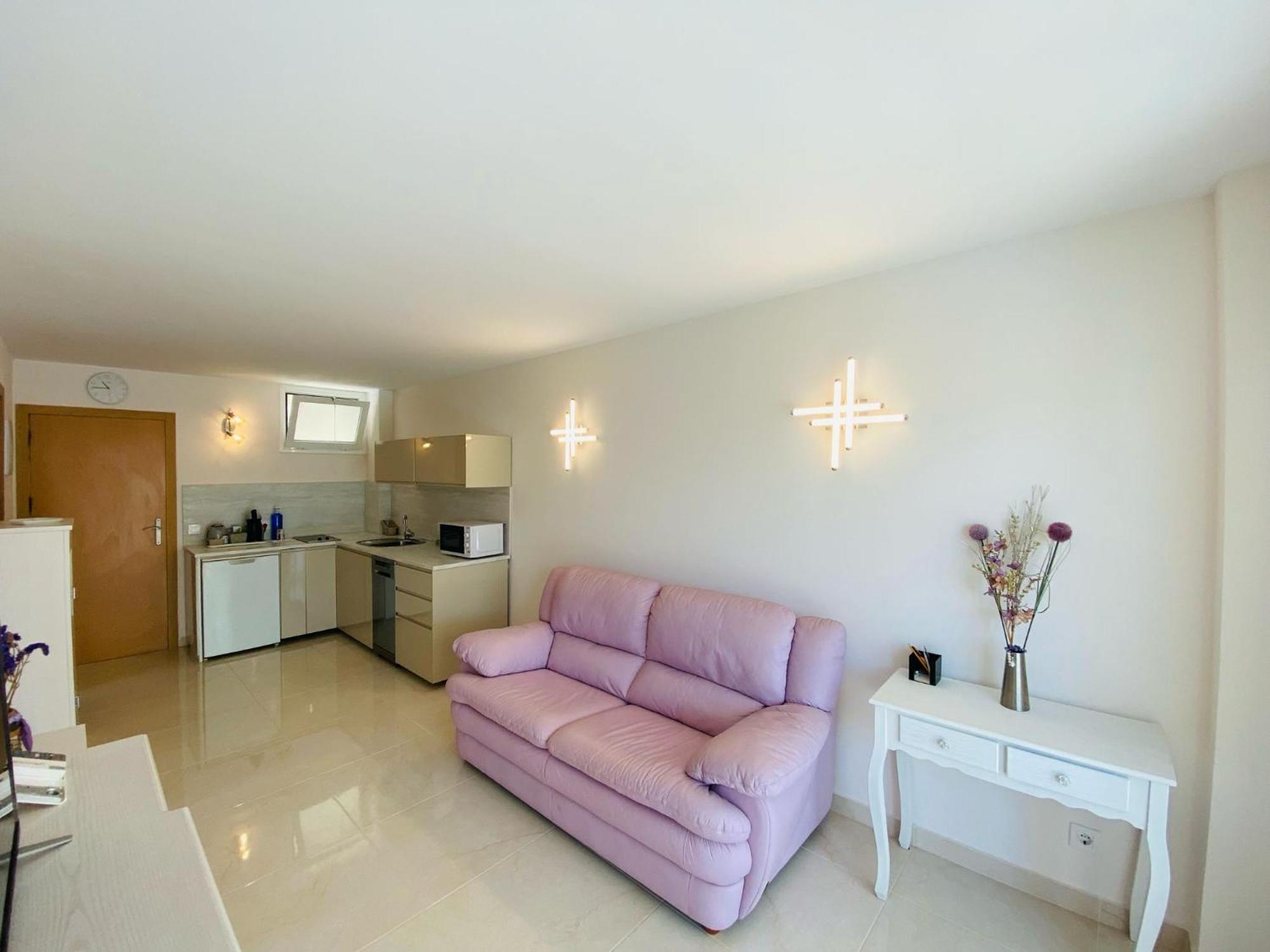Dell'amor El Dorado Apartment